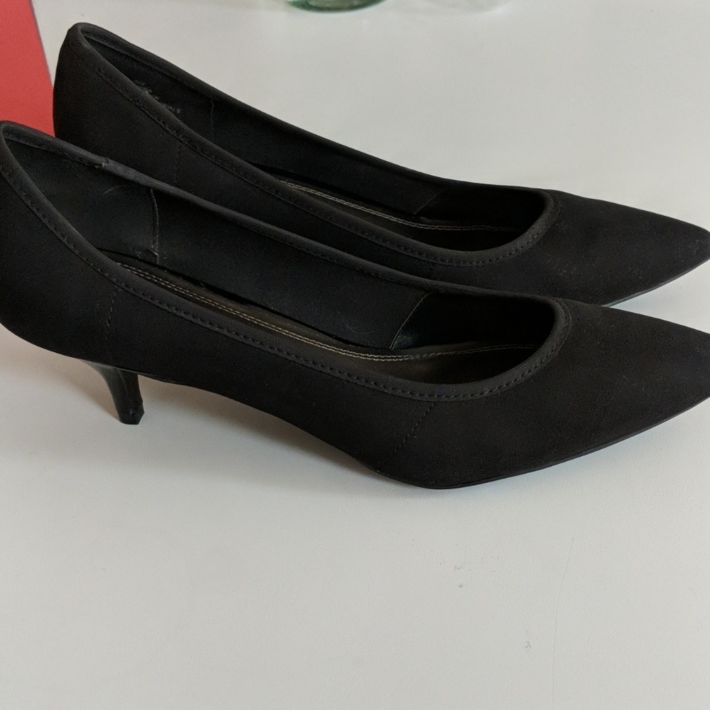 Impo black kitten heels